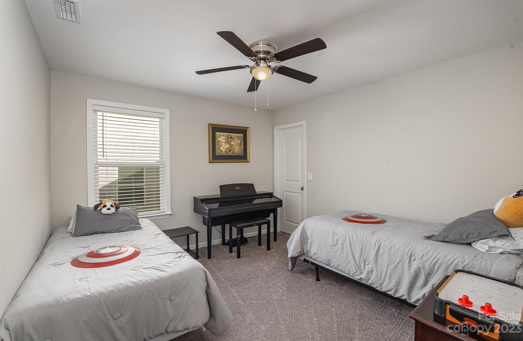 Hidden Lakes - Residential