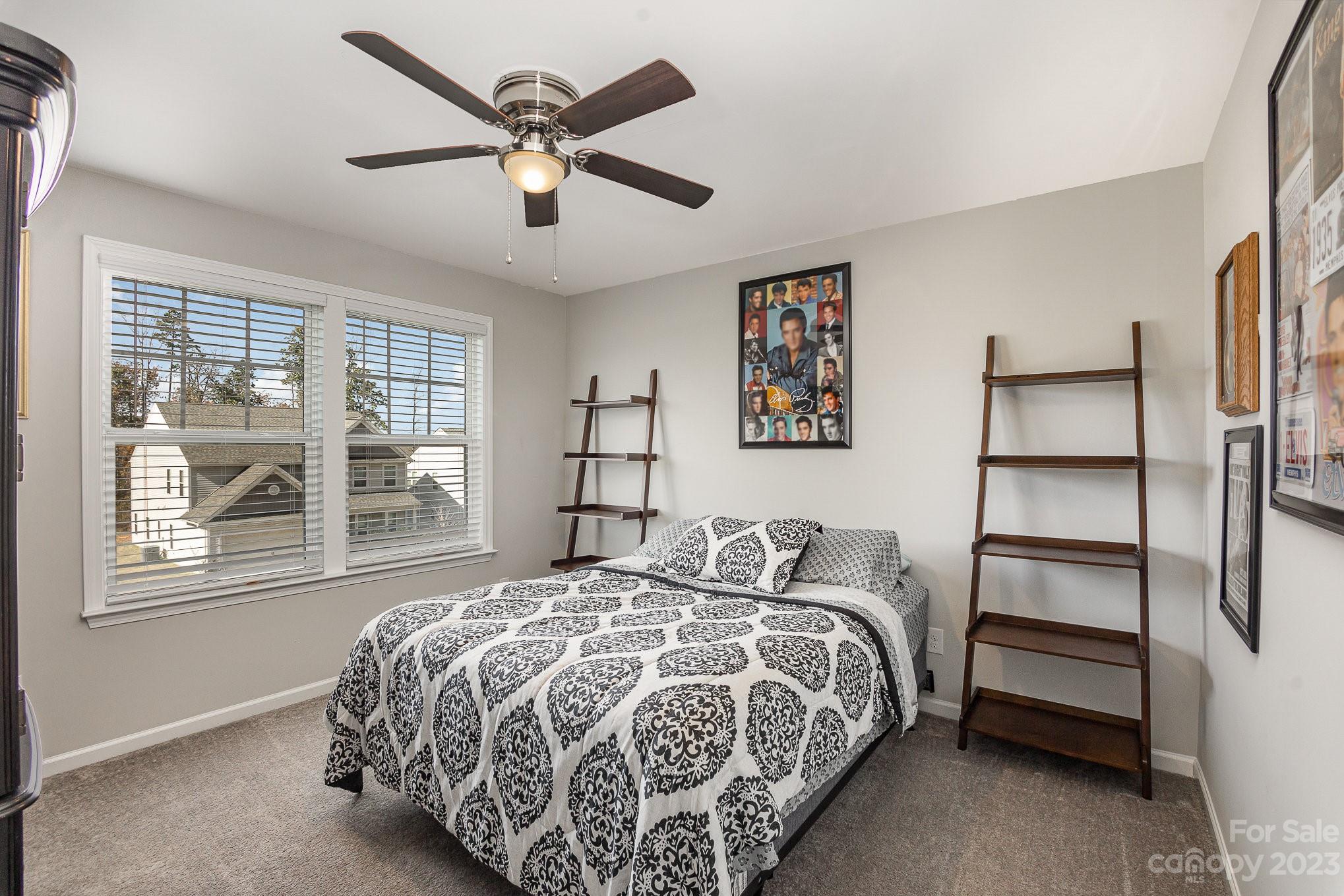 Hidden Lakes - Residential