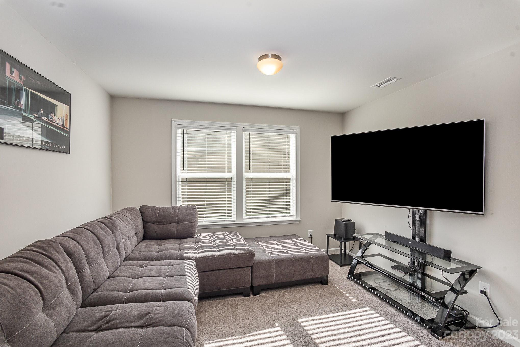 Hidden Lakes - Residential