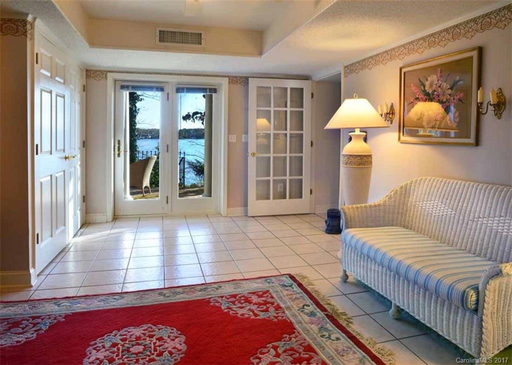 Emerald Shores - Residential