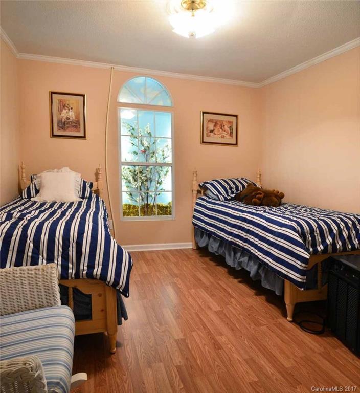 Emerald Shores - Residential