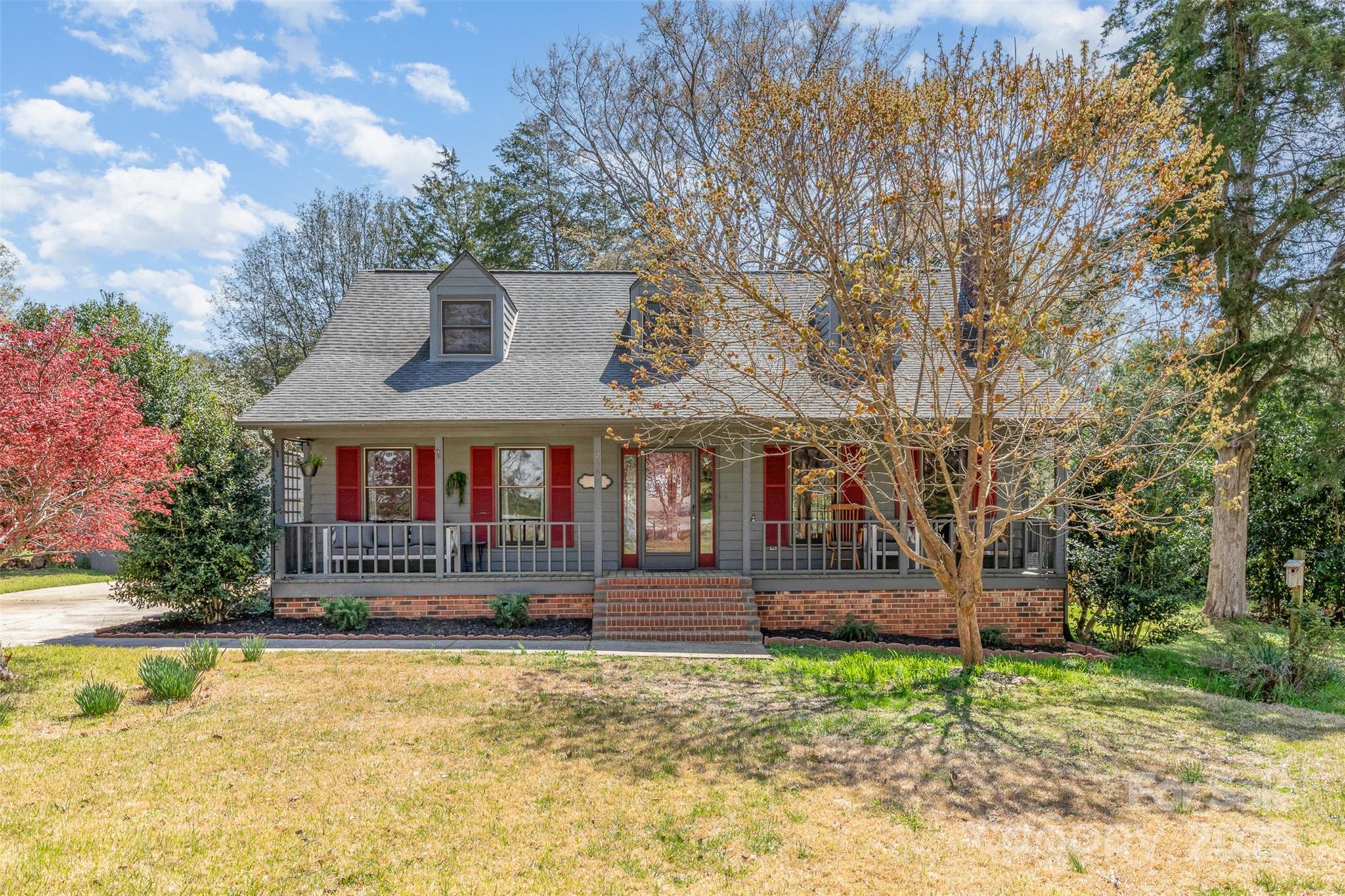 Ragin Estates - Residential