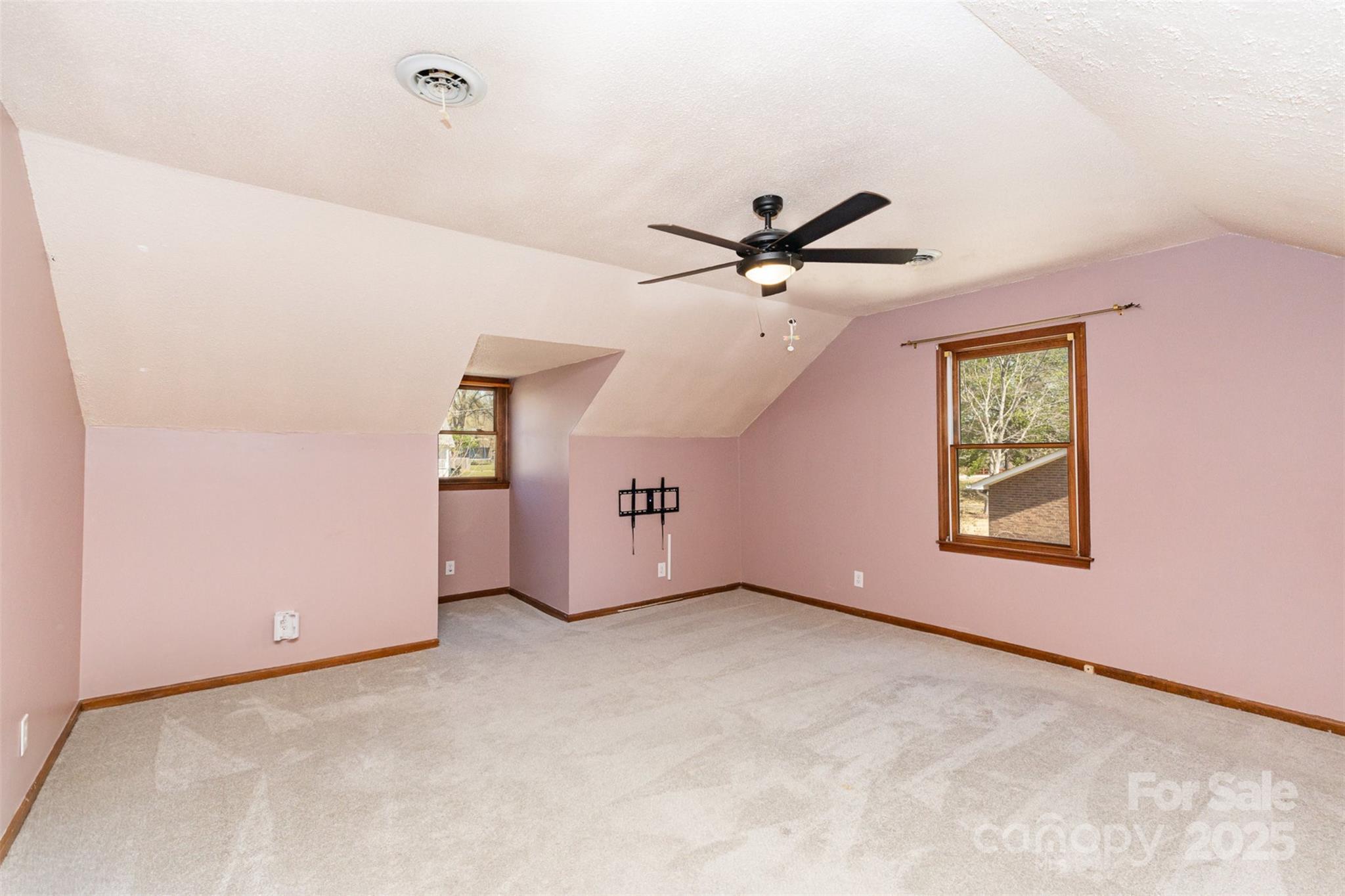 Ragin Estates - Residential