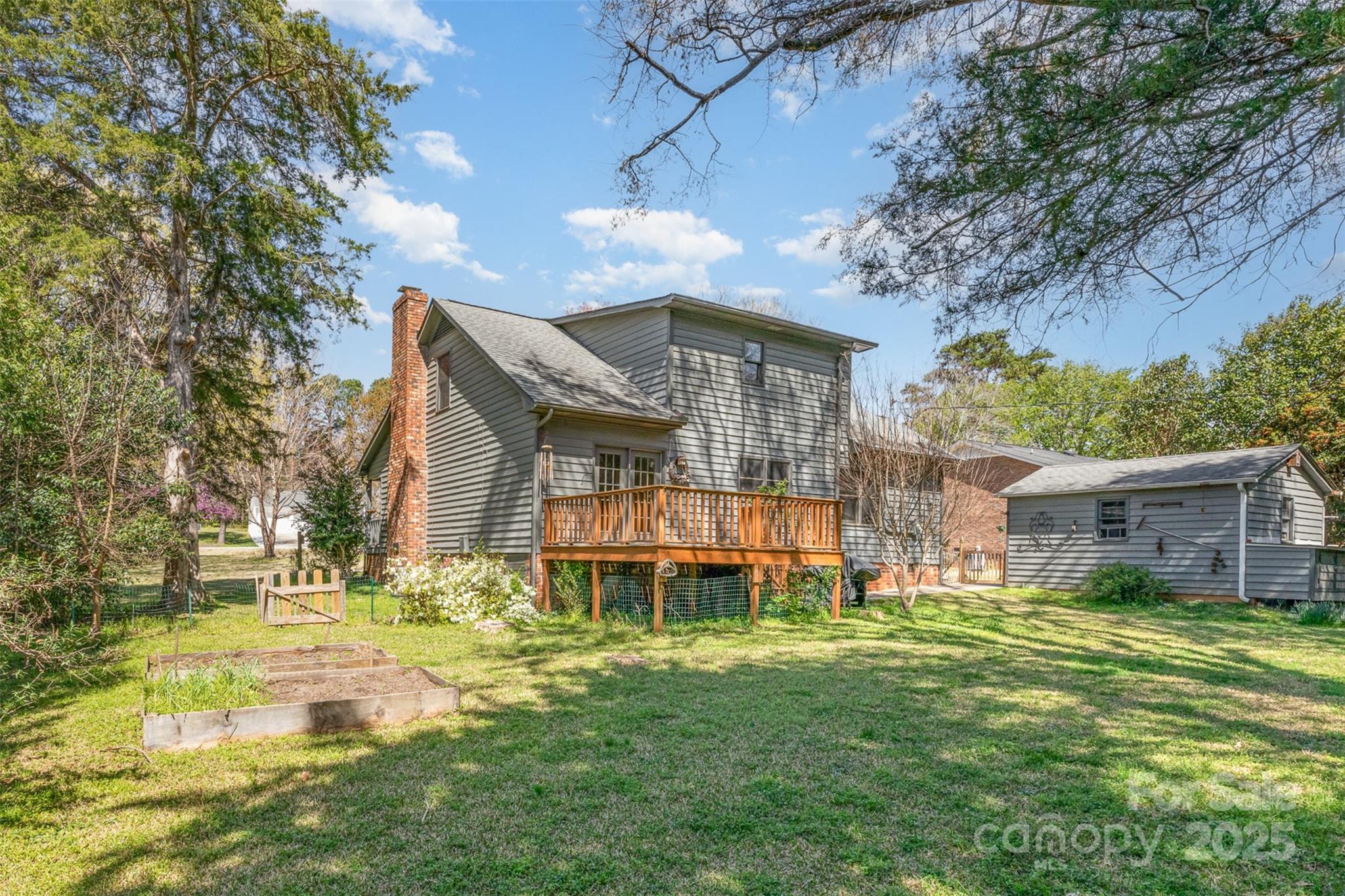 Ragin Estates - Residential