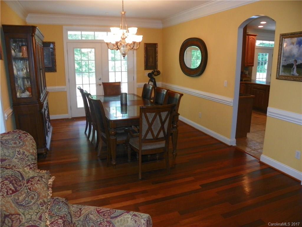 Tara Oaks - Residential