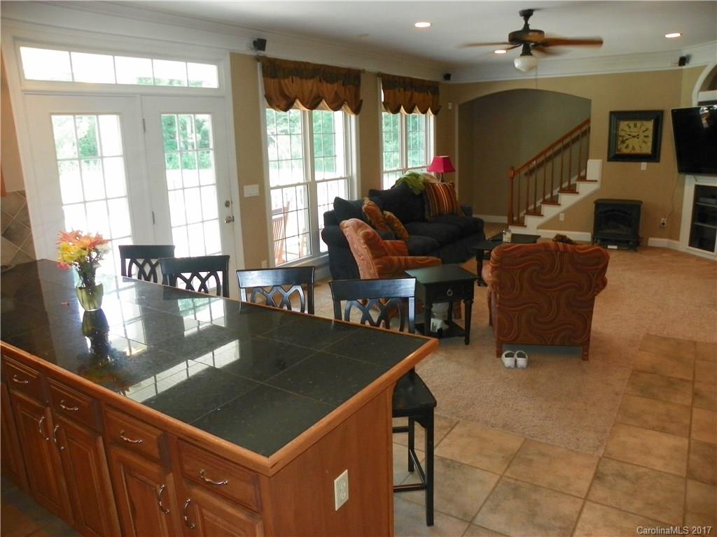 Tara Oaks - Residential