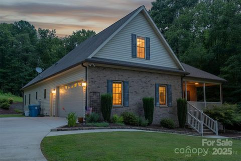 4080 Barbrick Street Sherrills Ford NC 28673