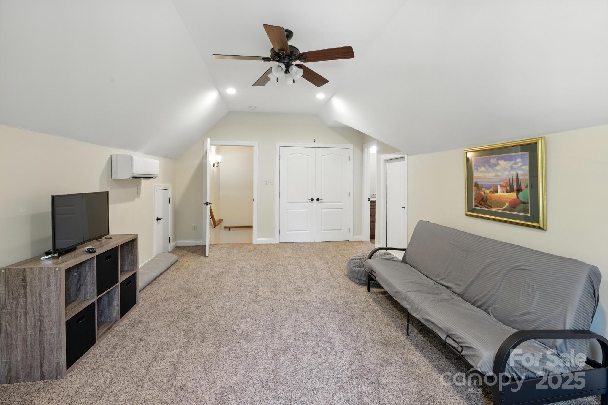 Edgewater - Residential