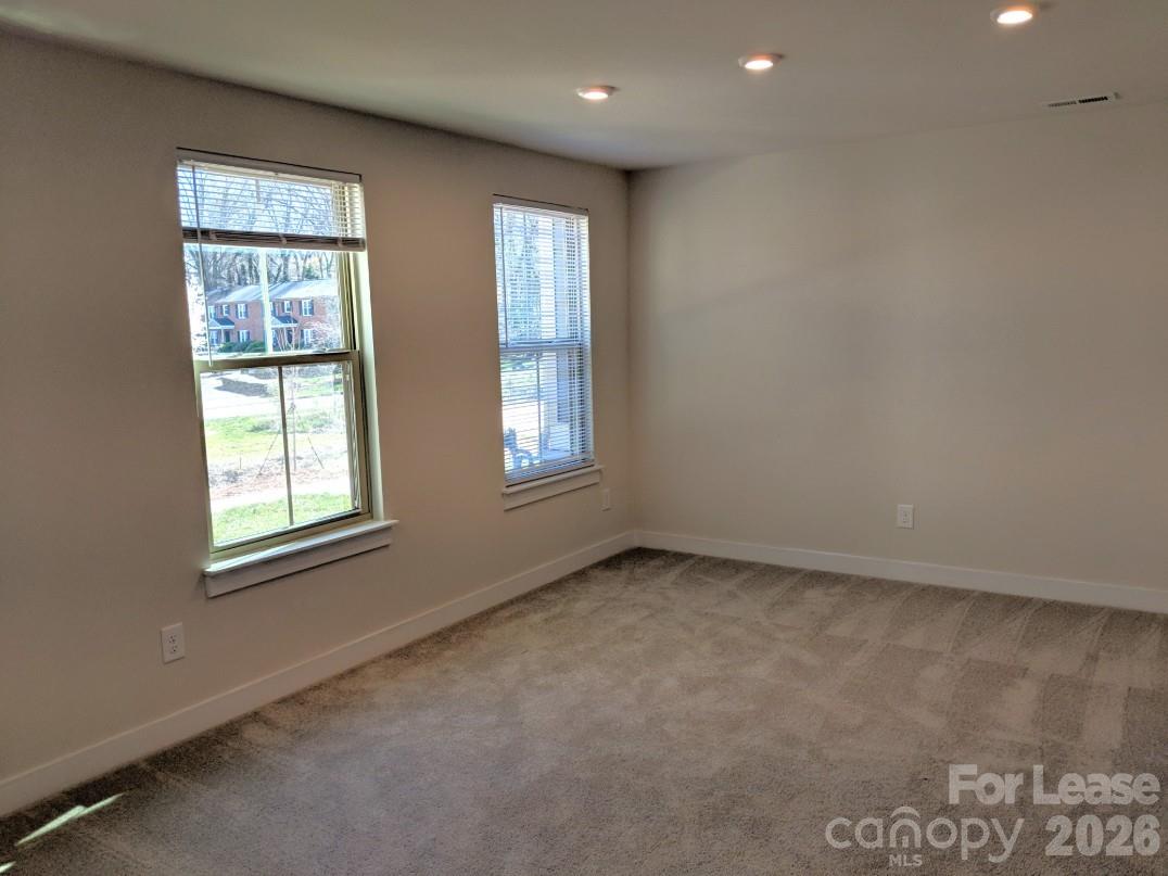 Townes of Oakhurst - Residential Lease