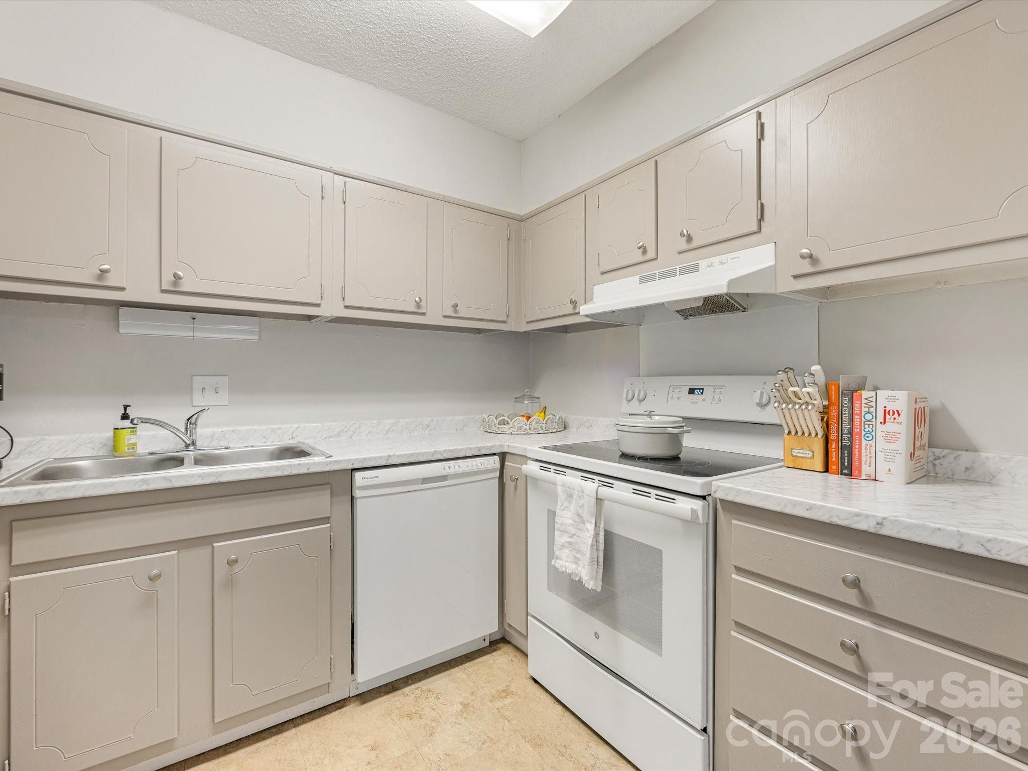 Dilworth Edge - Residential