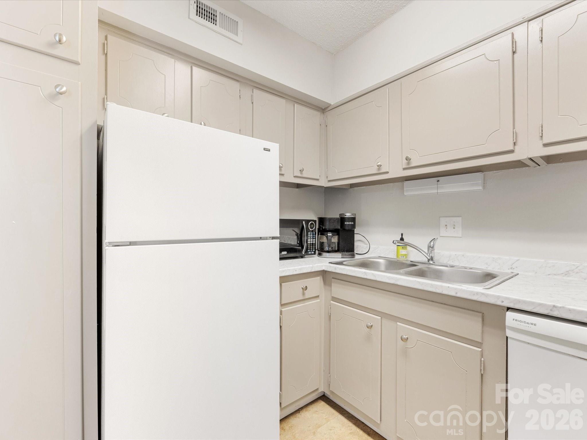 Dilworth Edge - Residential