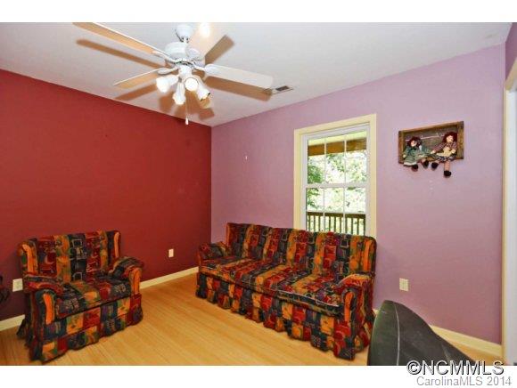 Oakwood Knolls - Residential