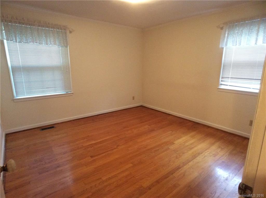 Woodsdale Acres - Residential Lease