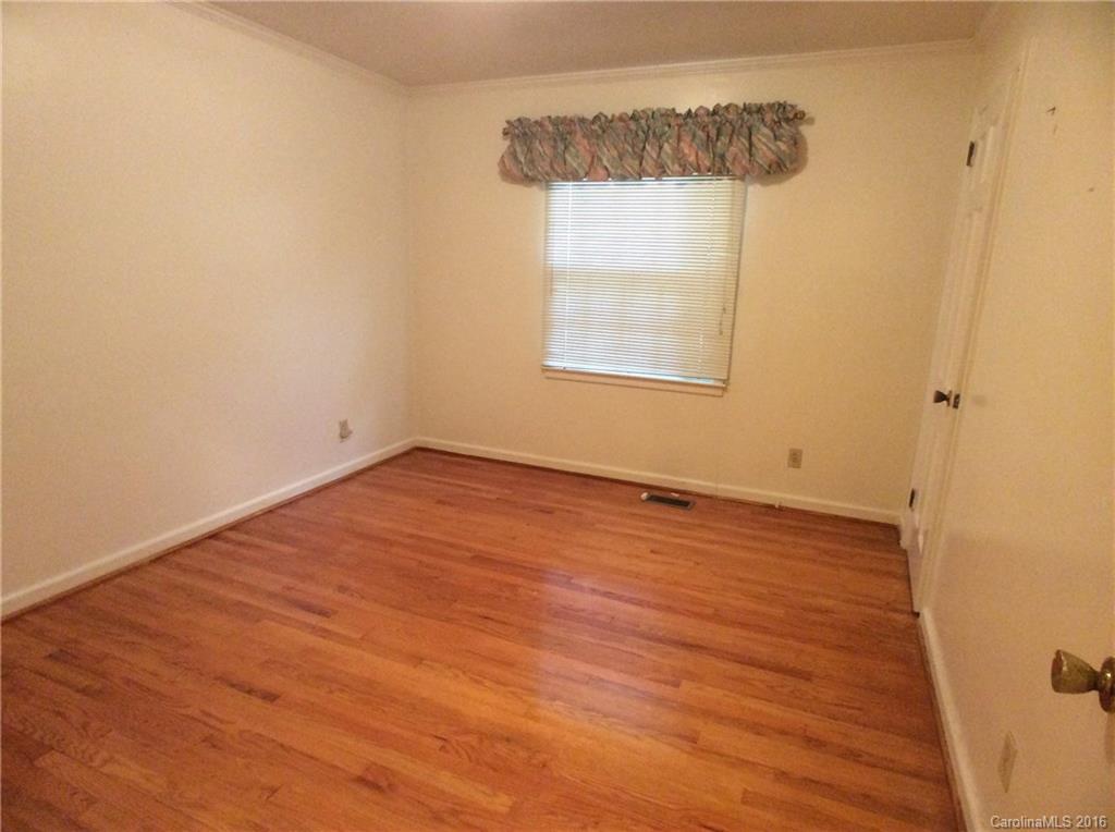 Woodsdale Acres - Residential Lease