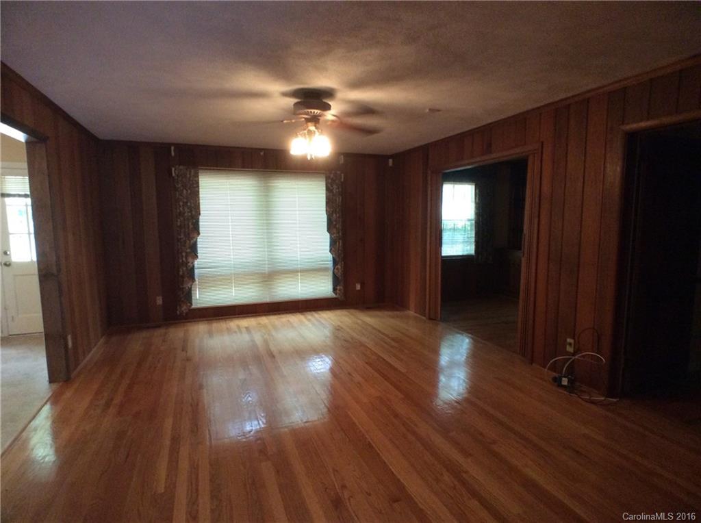 Woodsdale Acres - Residential Lease
