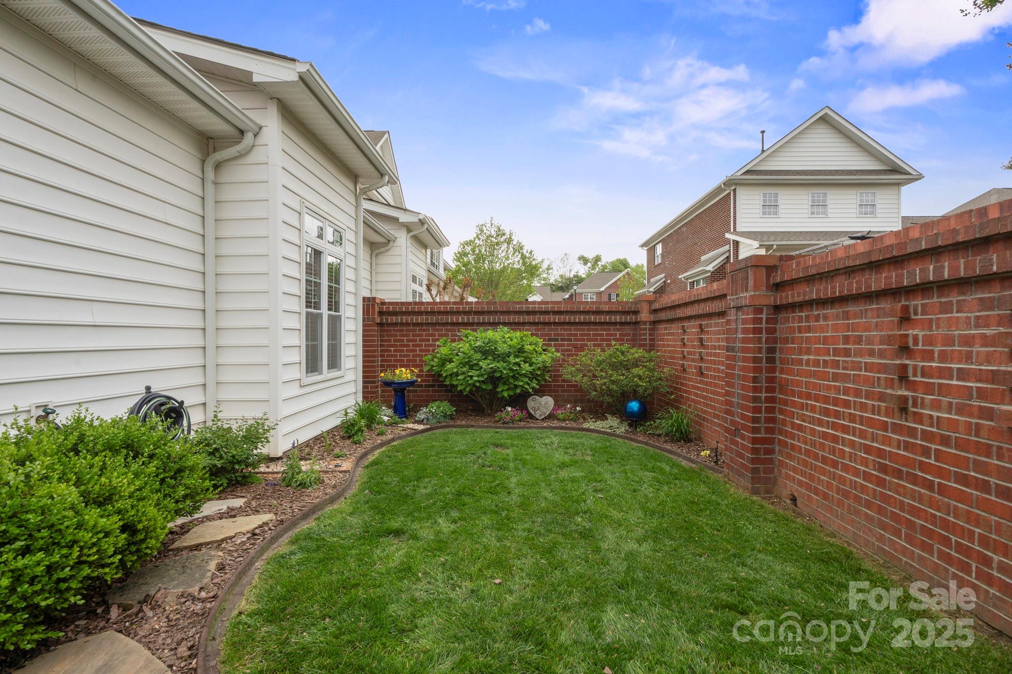 St Philip Square - Residential