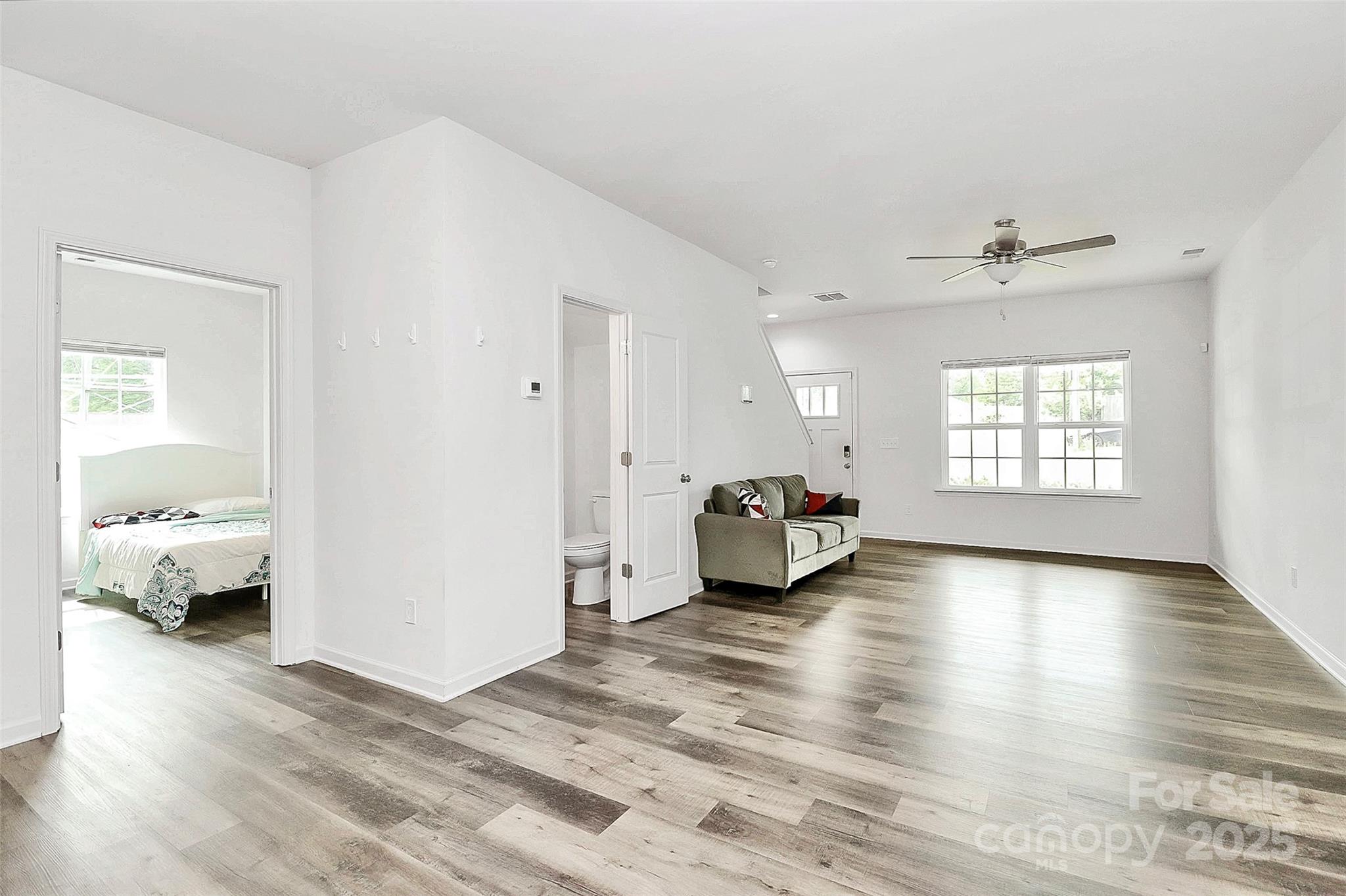 1218 Rosada Avenue