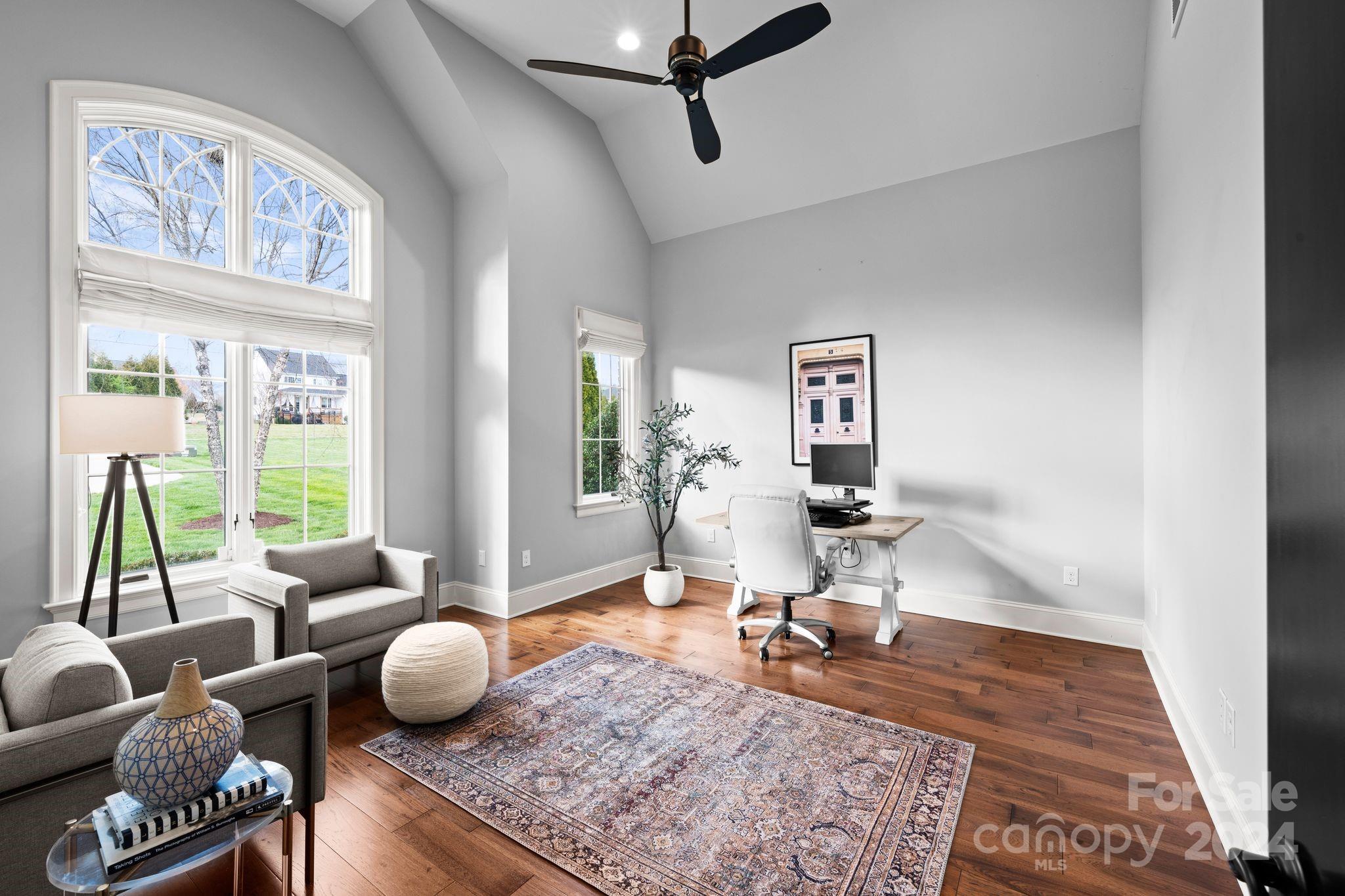 Lakepoint - Residential