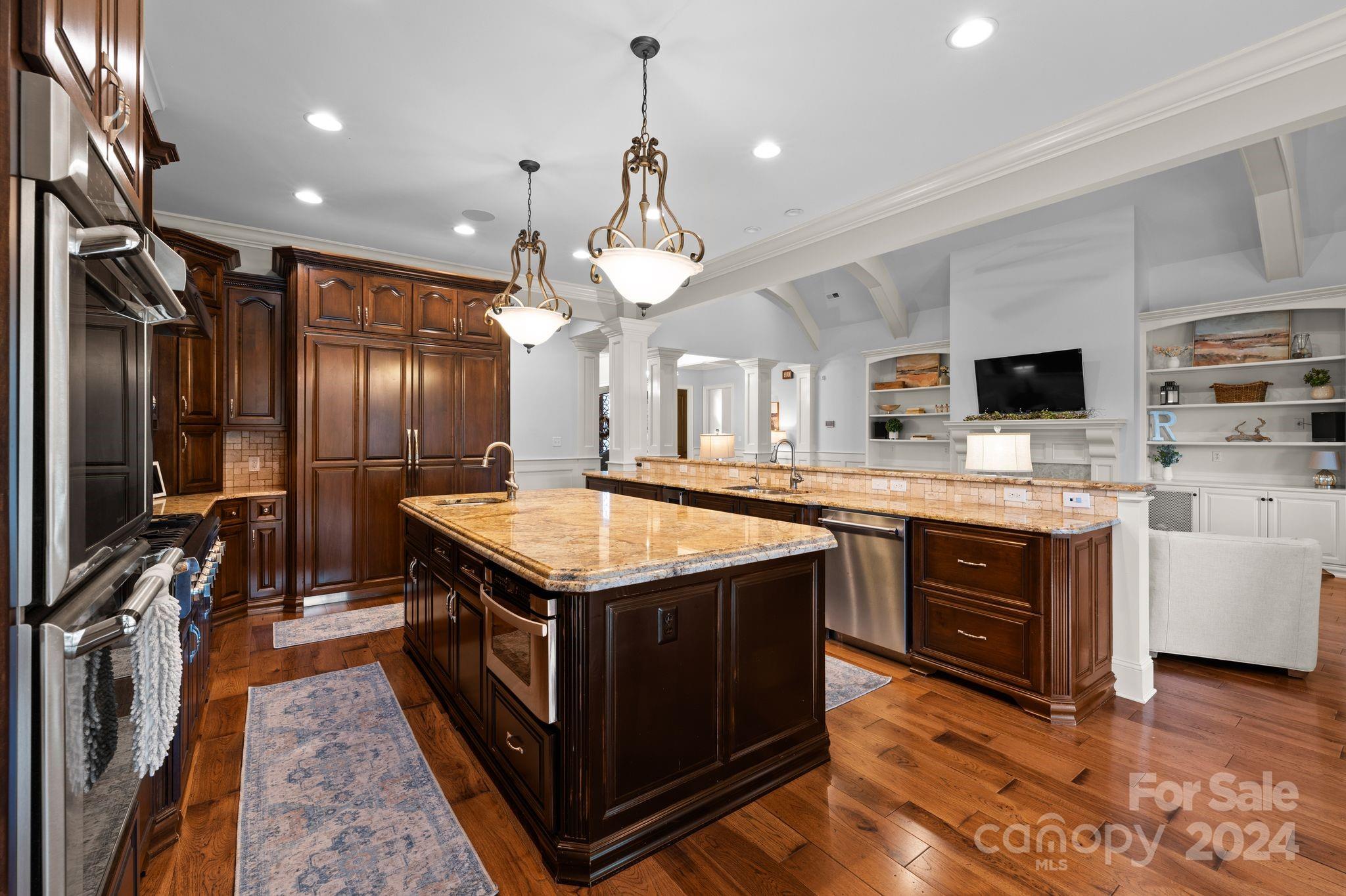 Lakepoint - Residential