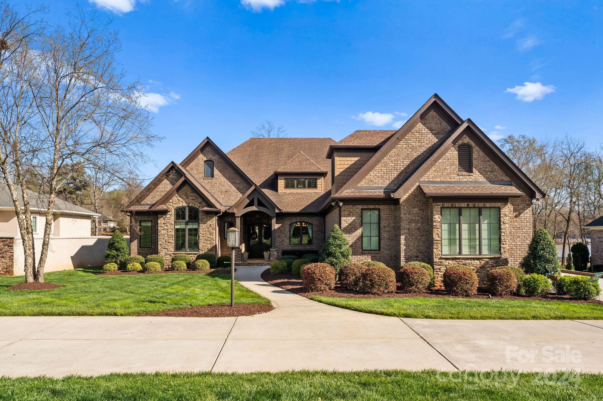 Lakepoint - Residential