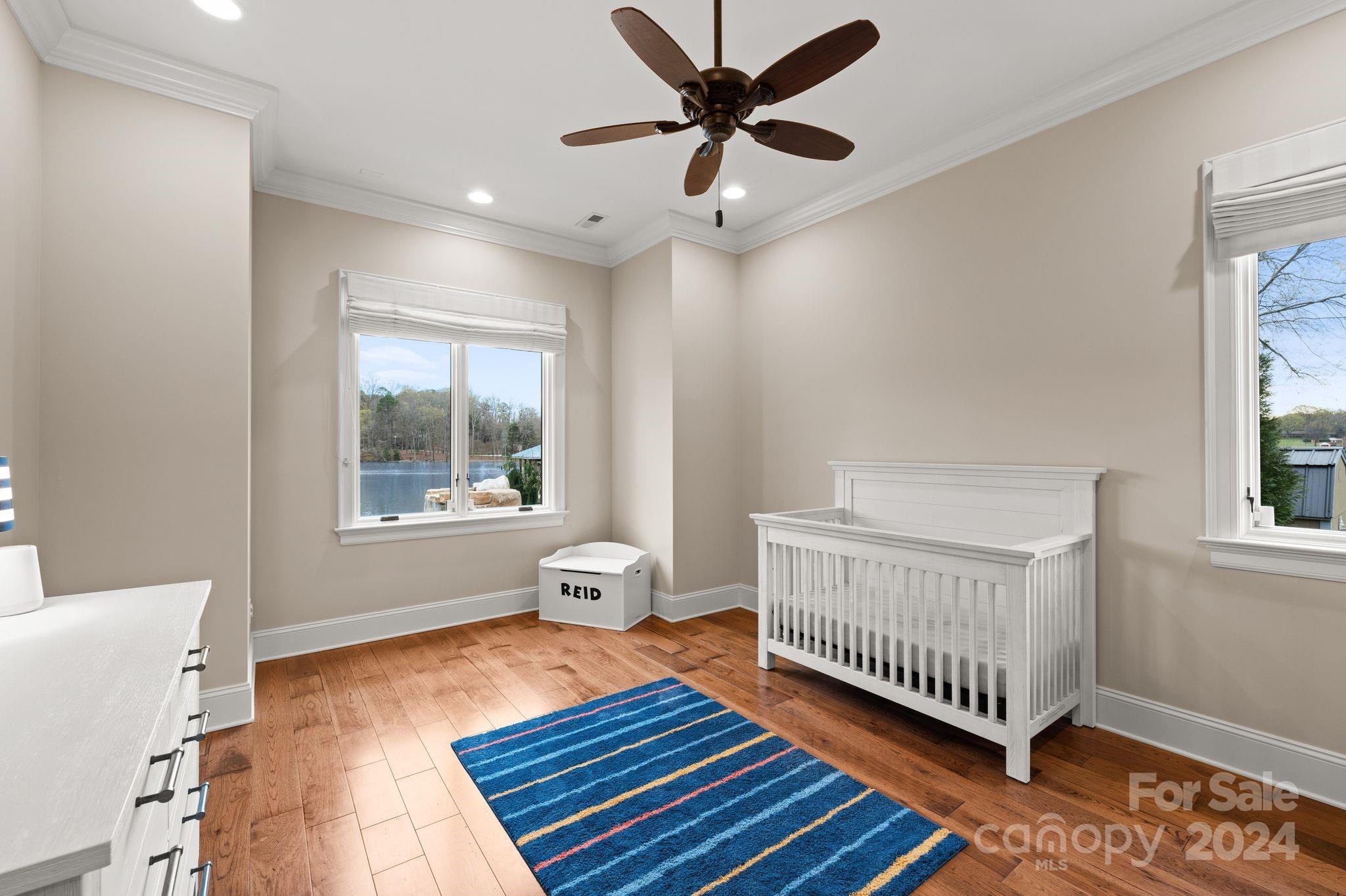 Lakepoint - Residential