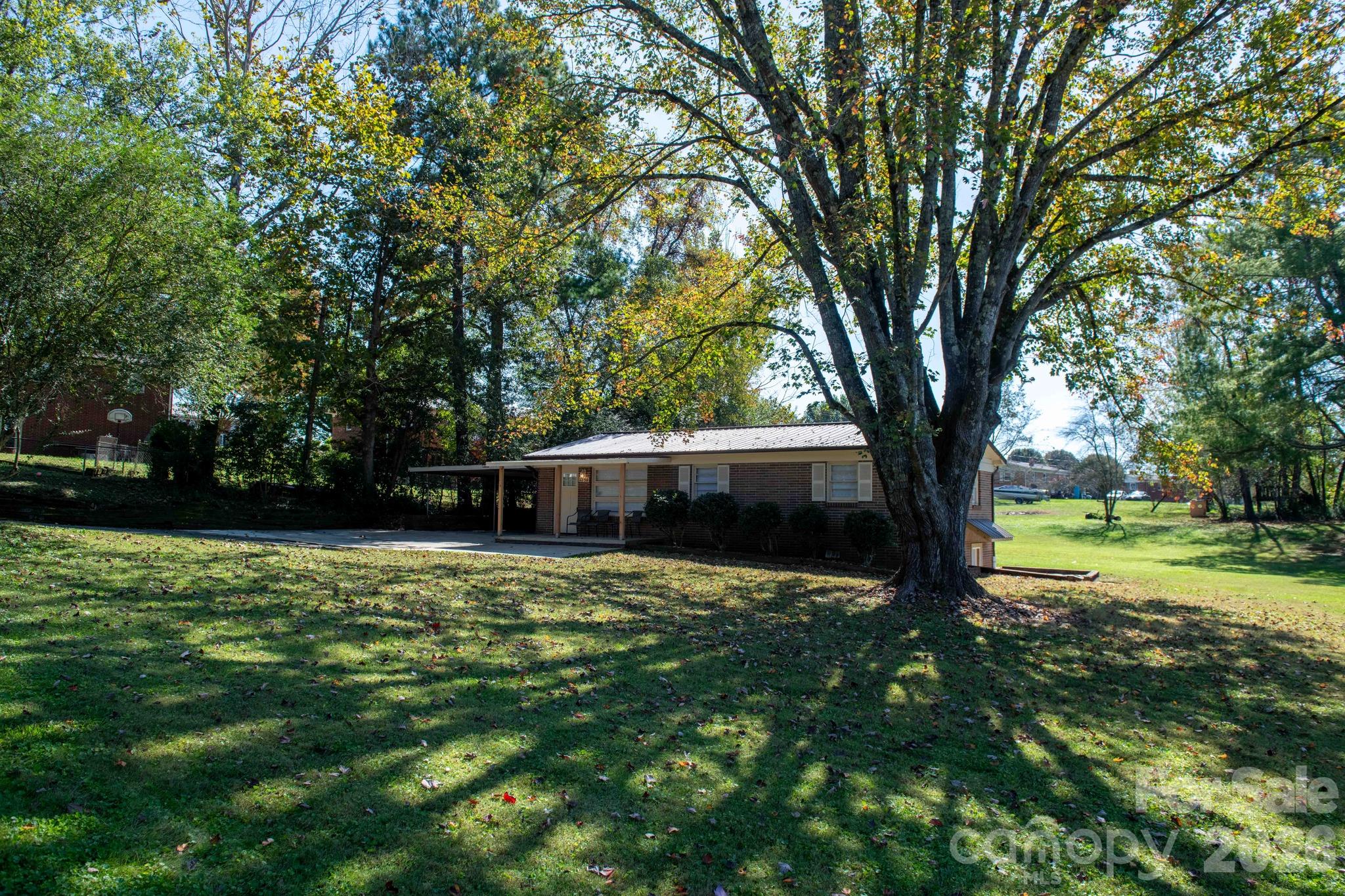2359 Allendale Circle