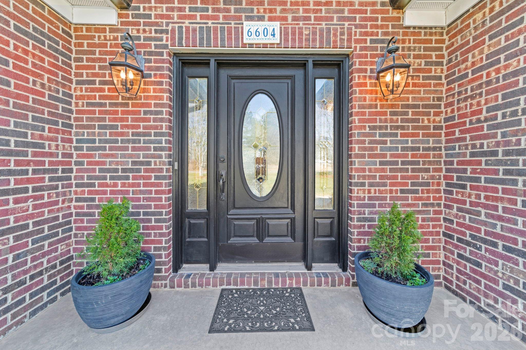 6604 Lowesville Lane