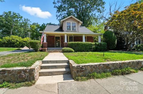 2201 Commonwealth Avenue Charlotte NC 28205
