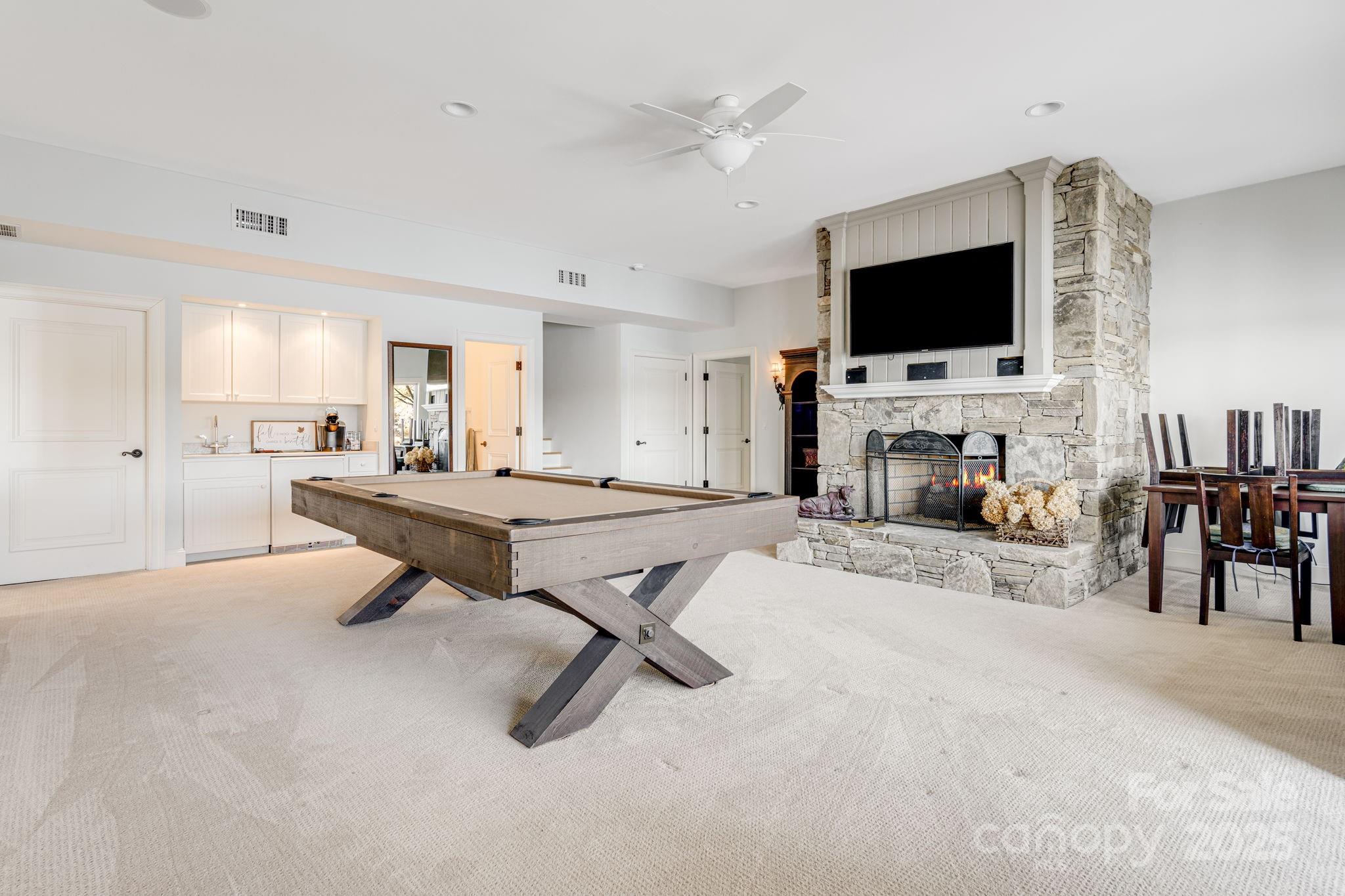 Lake Toxaway Estates - Residential