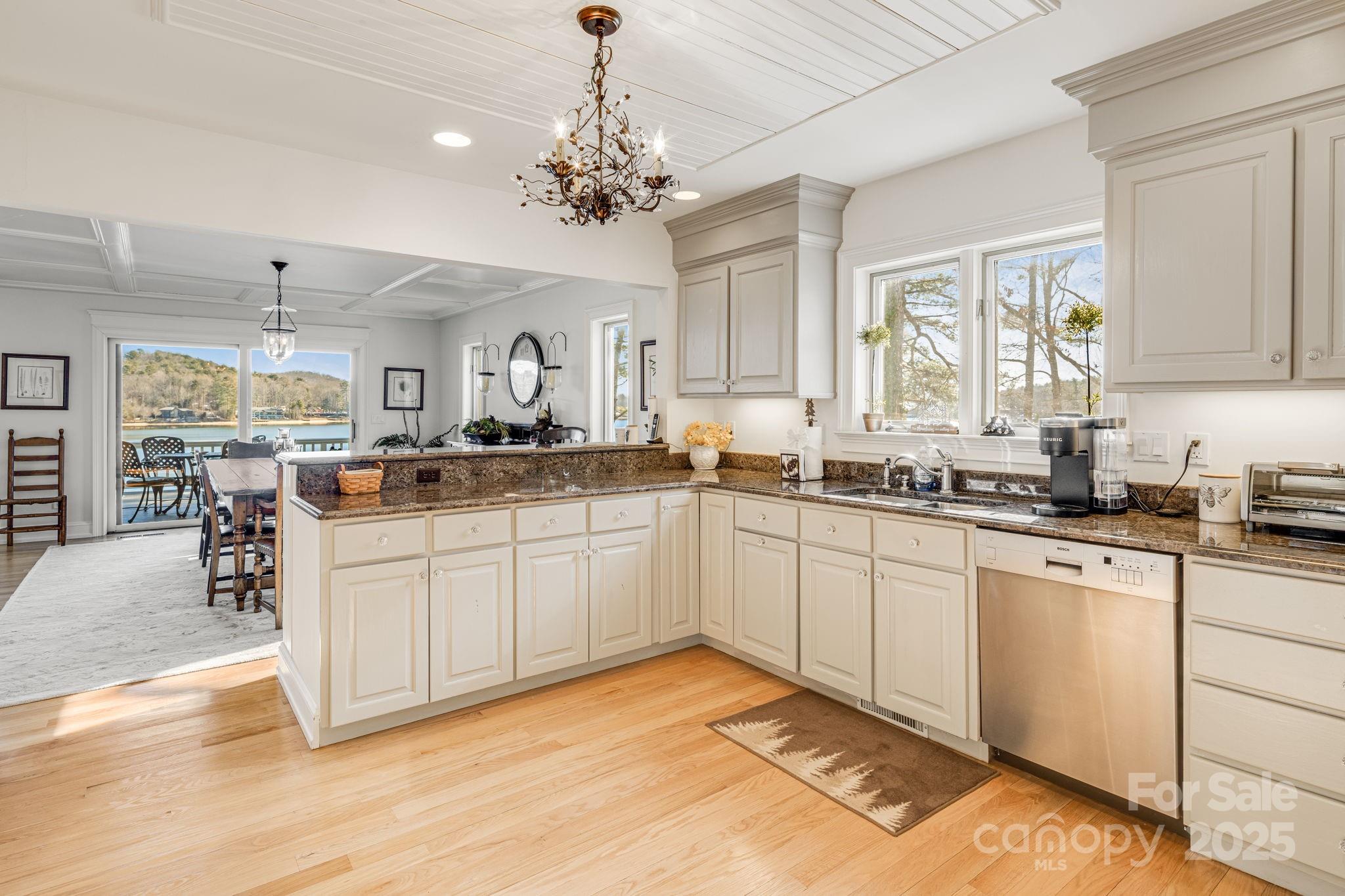 Lake Toxaway Estates - Residential