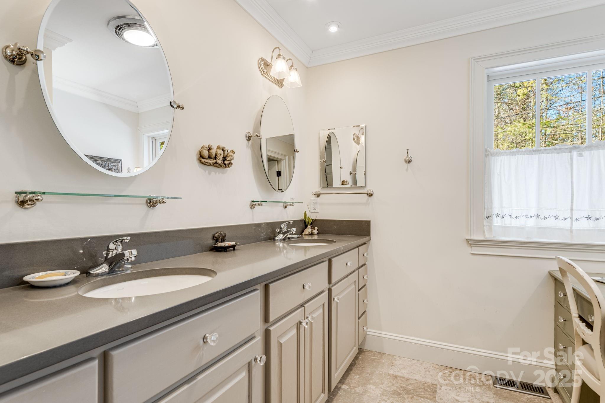 Lake Toxaway Estates - Residential