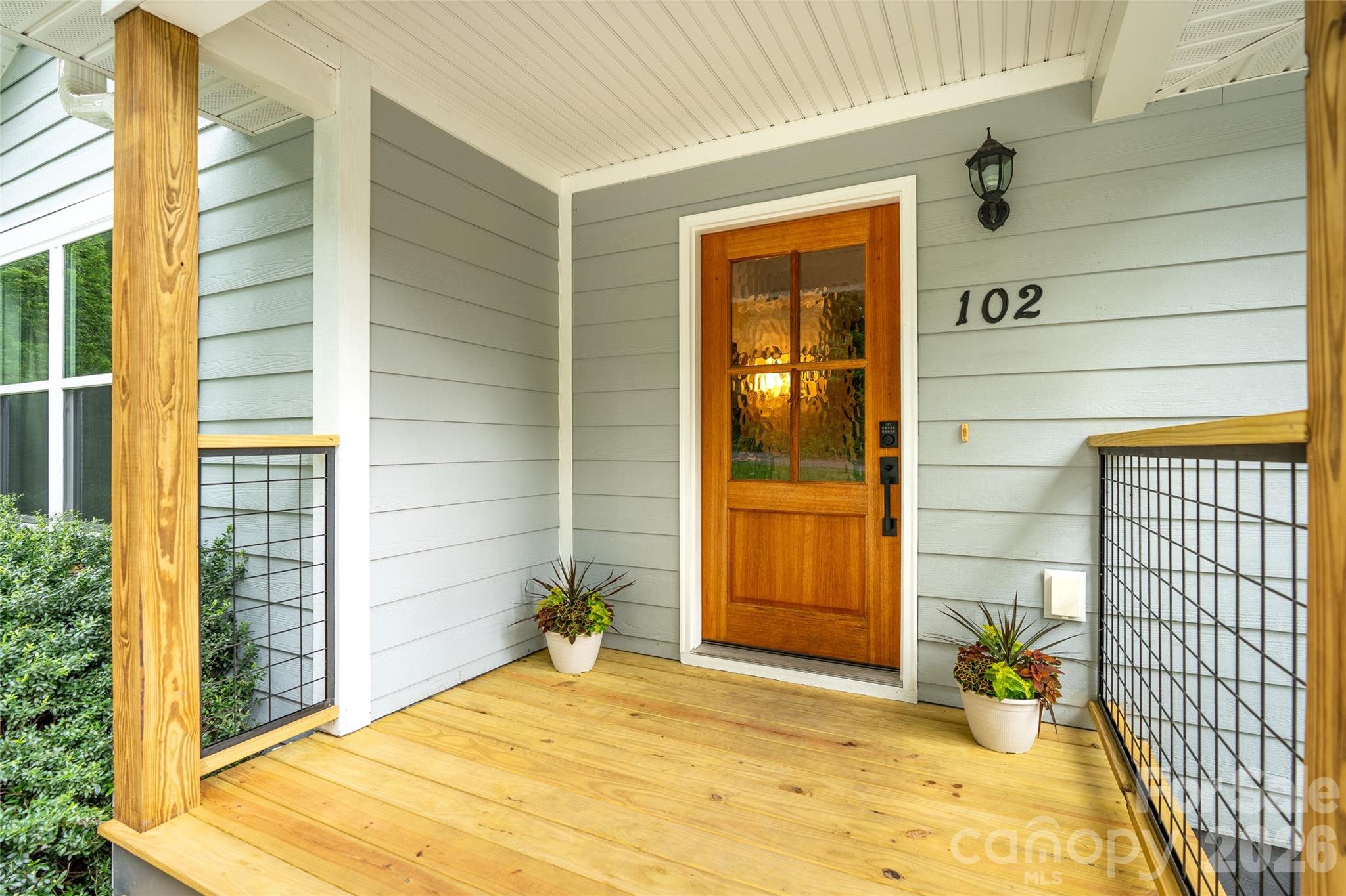 102 Iris Street