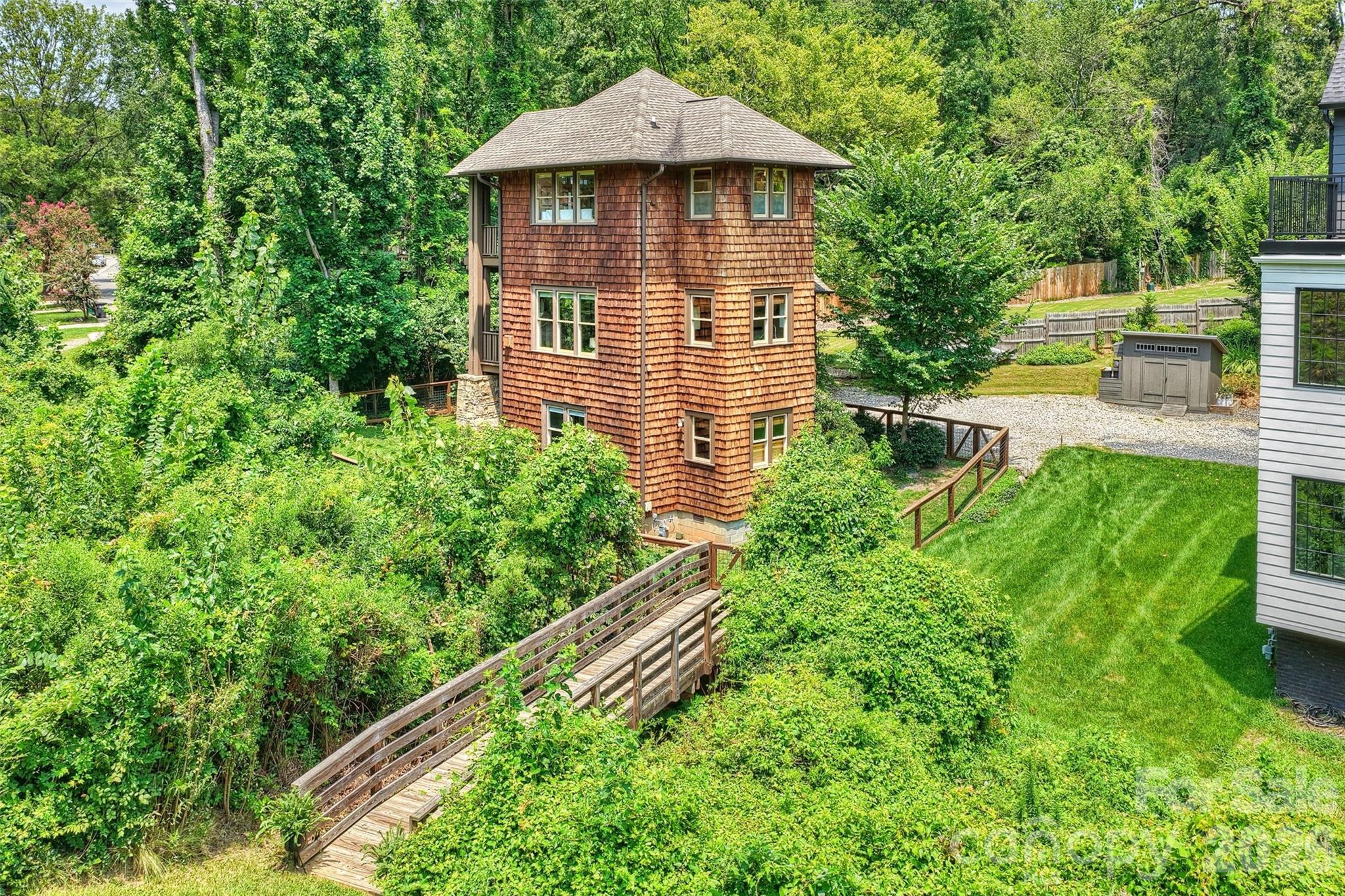1611 Tippah Park Court