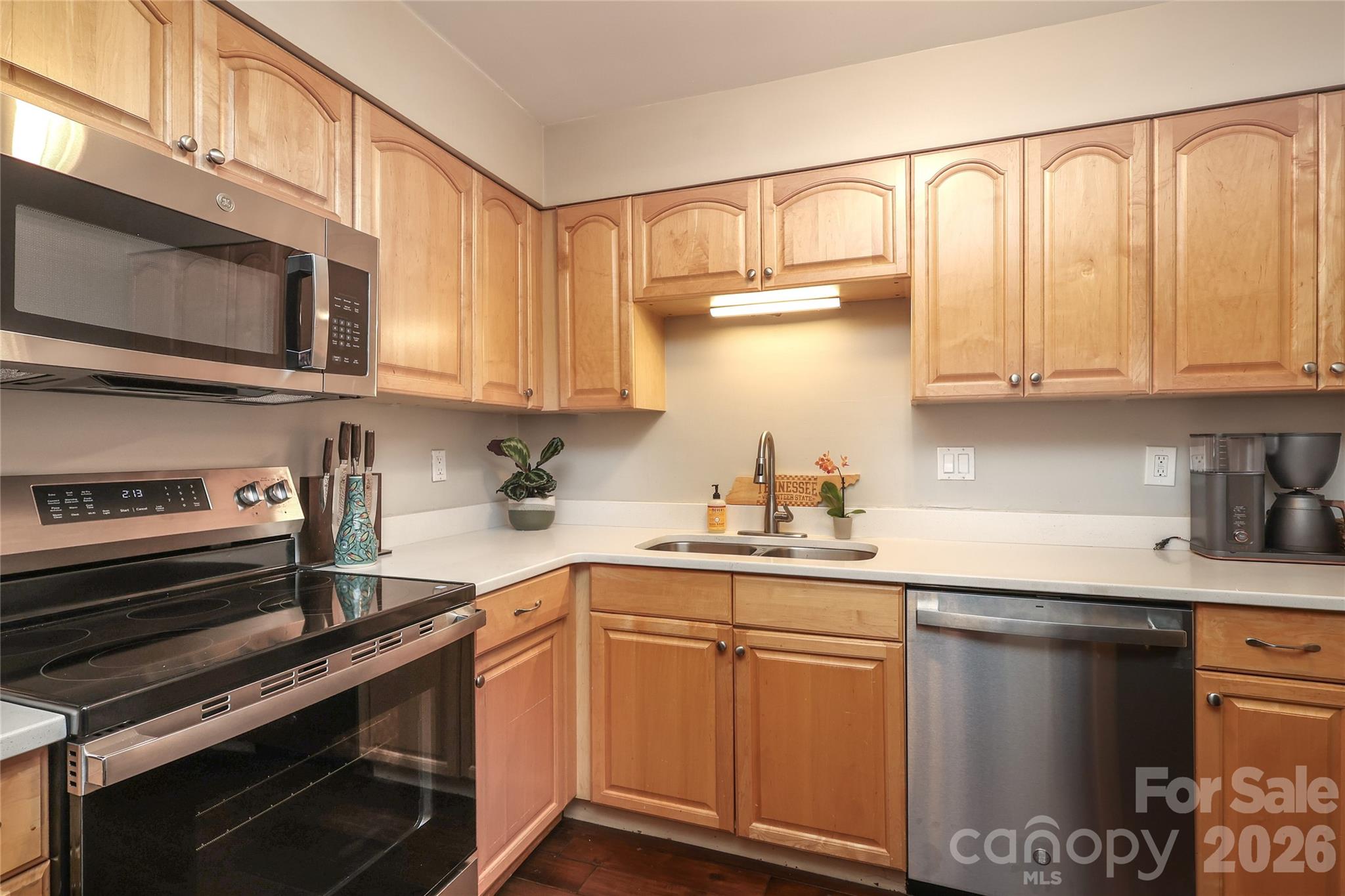 Ashbrook Condos - Residential