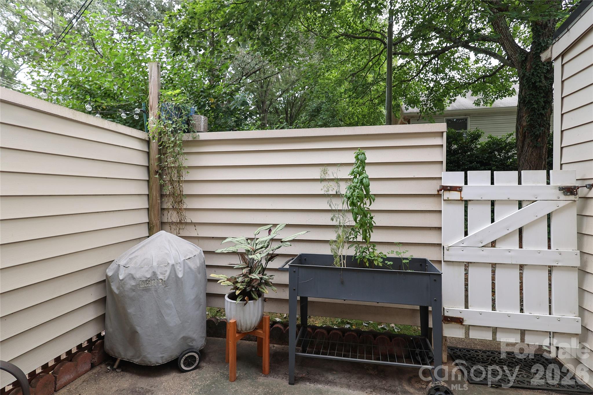 Ashbrook Condos - Residential