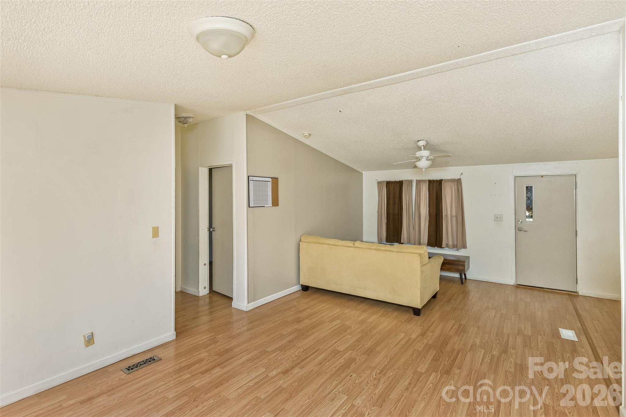 142 River Breeze Drive