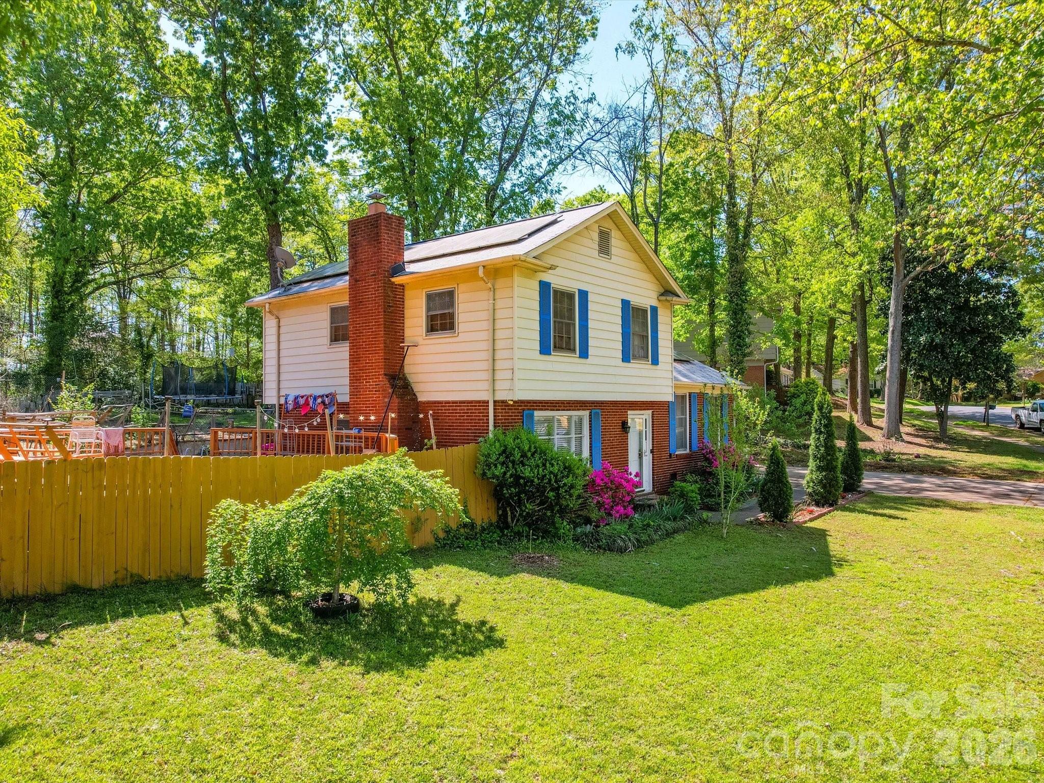 6820 Elm Forest Drive