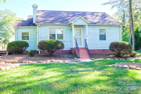 A home in Hickory