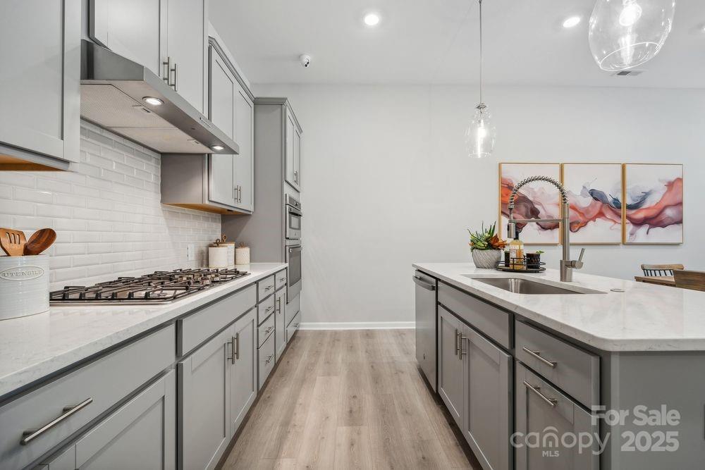 The Ridge at Sugar Creek - Residential