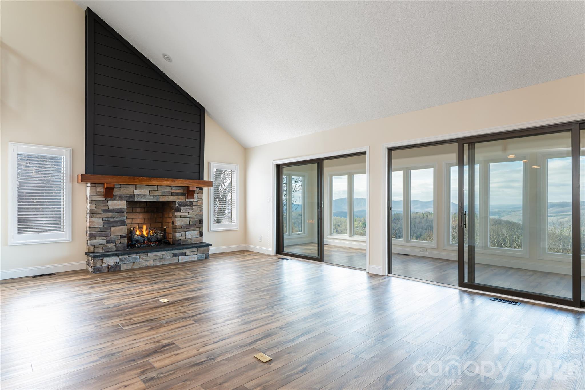 1203 Fleetwood Plaza