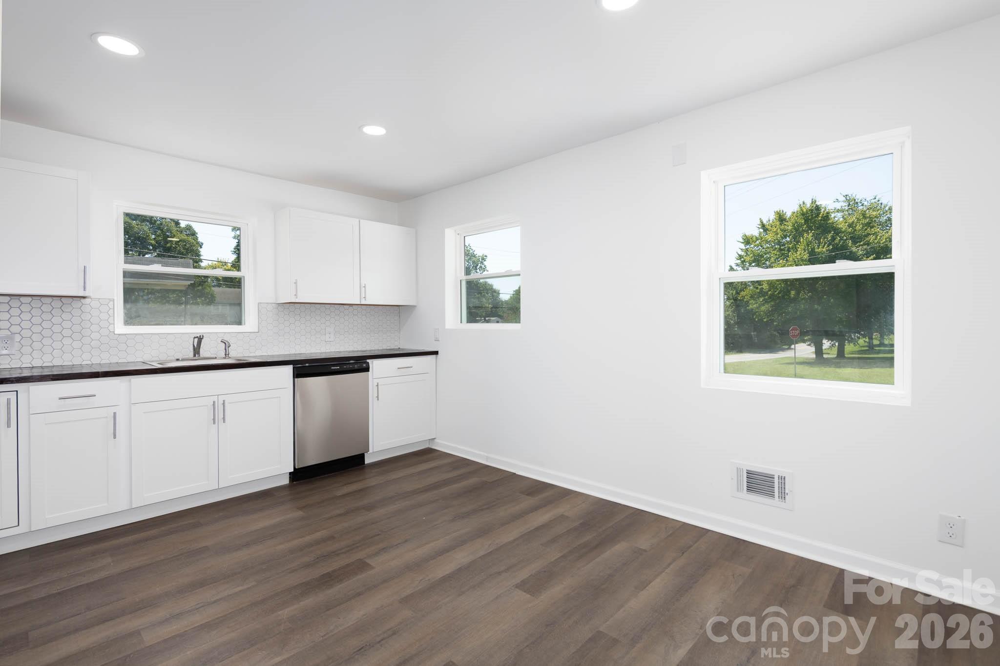 Dixie Park - Residential