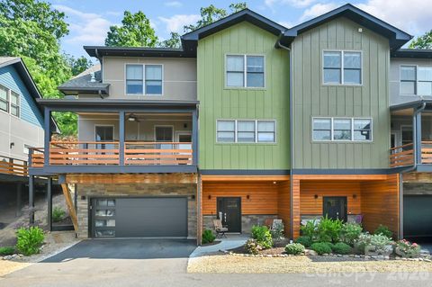 Photo of 406 Kessler Place, Asheville, NC 28804 (MLS # 4398574)