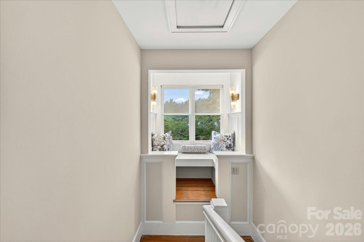 Elizabeth - Residential