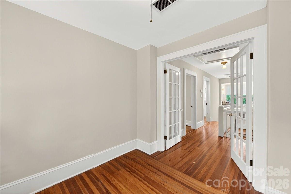 Elizabeth - Residential