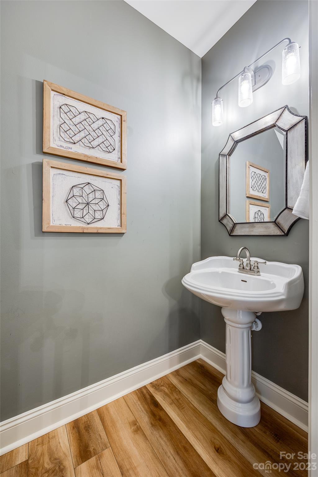 Barber Rock - Residential