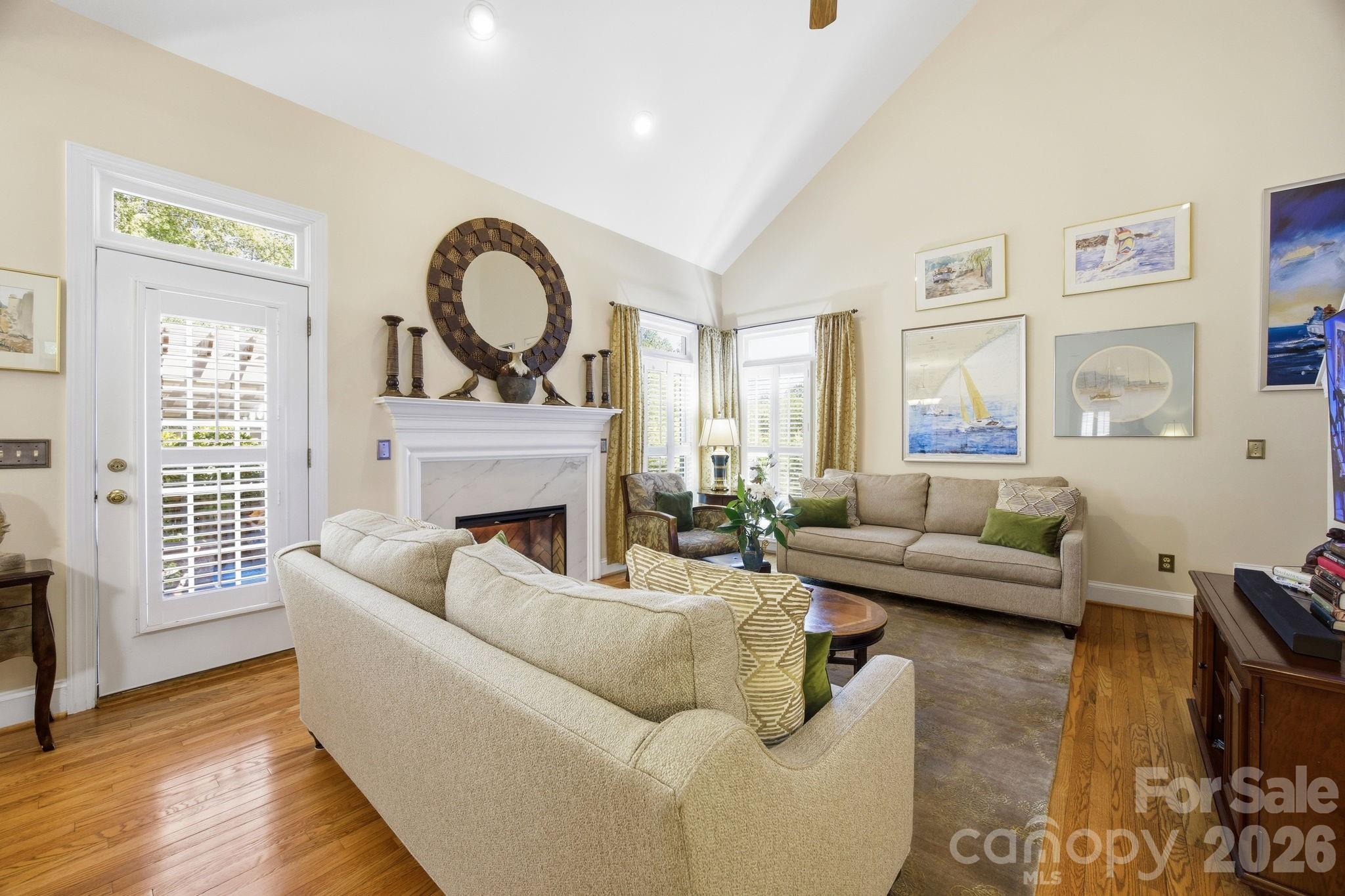 Beverly Crest - Residential