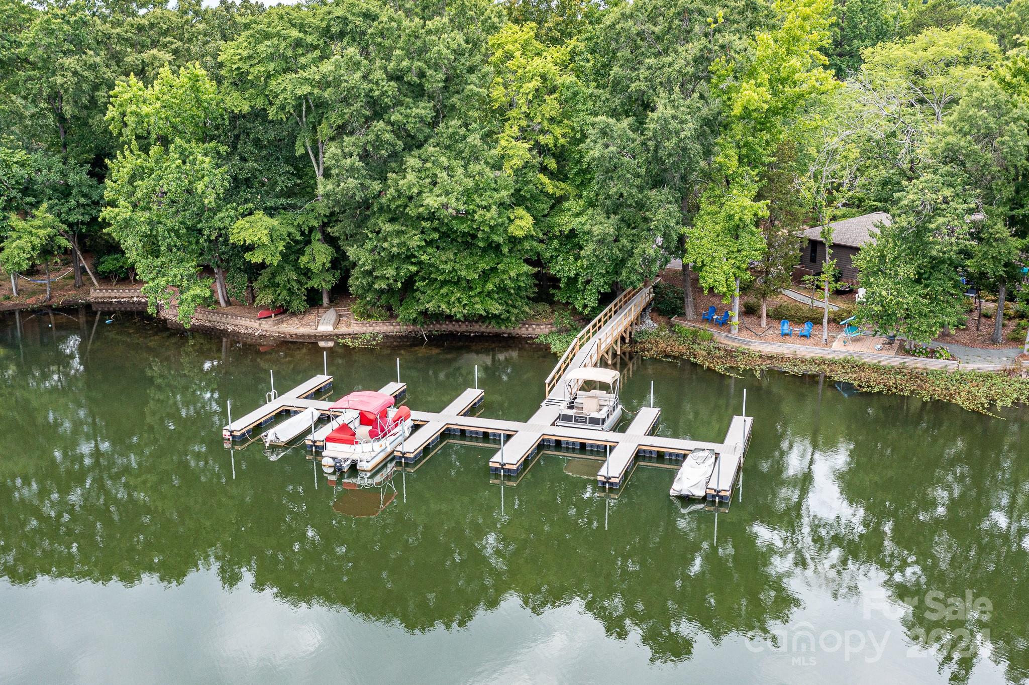 Spinnaker Cove - Residential