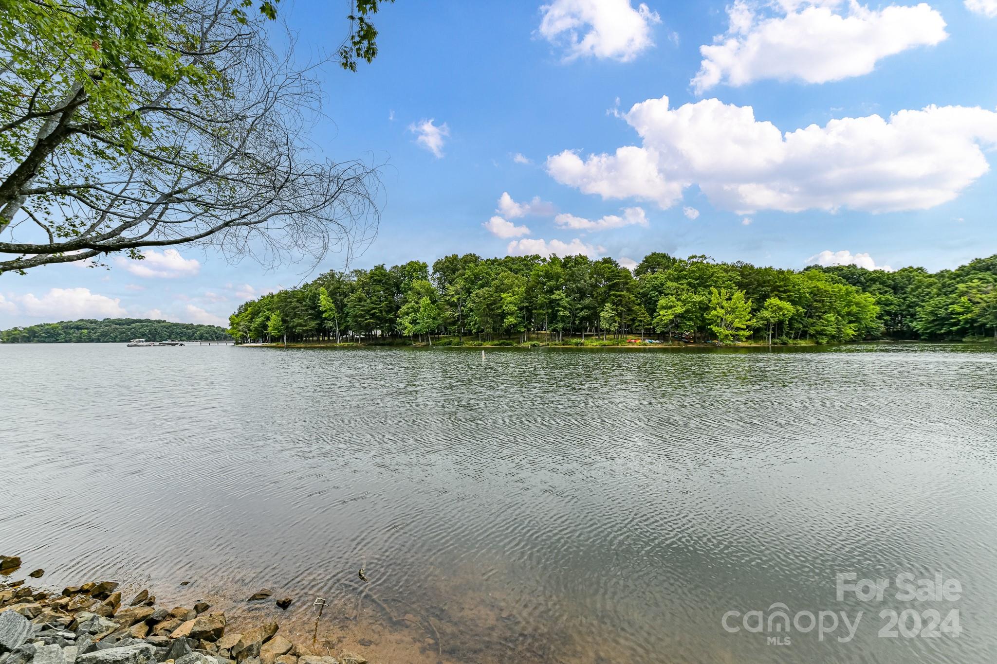 Spinnaker Cove - Residential