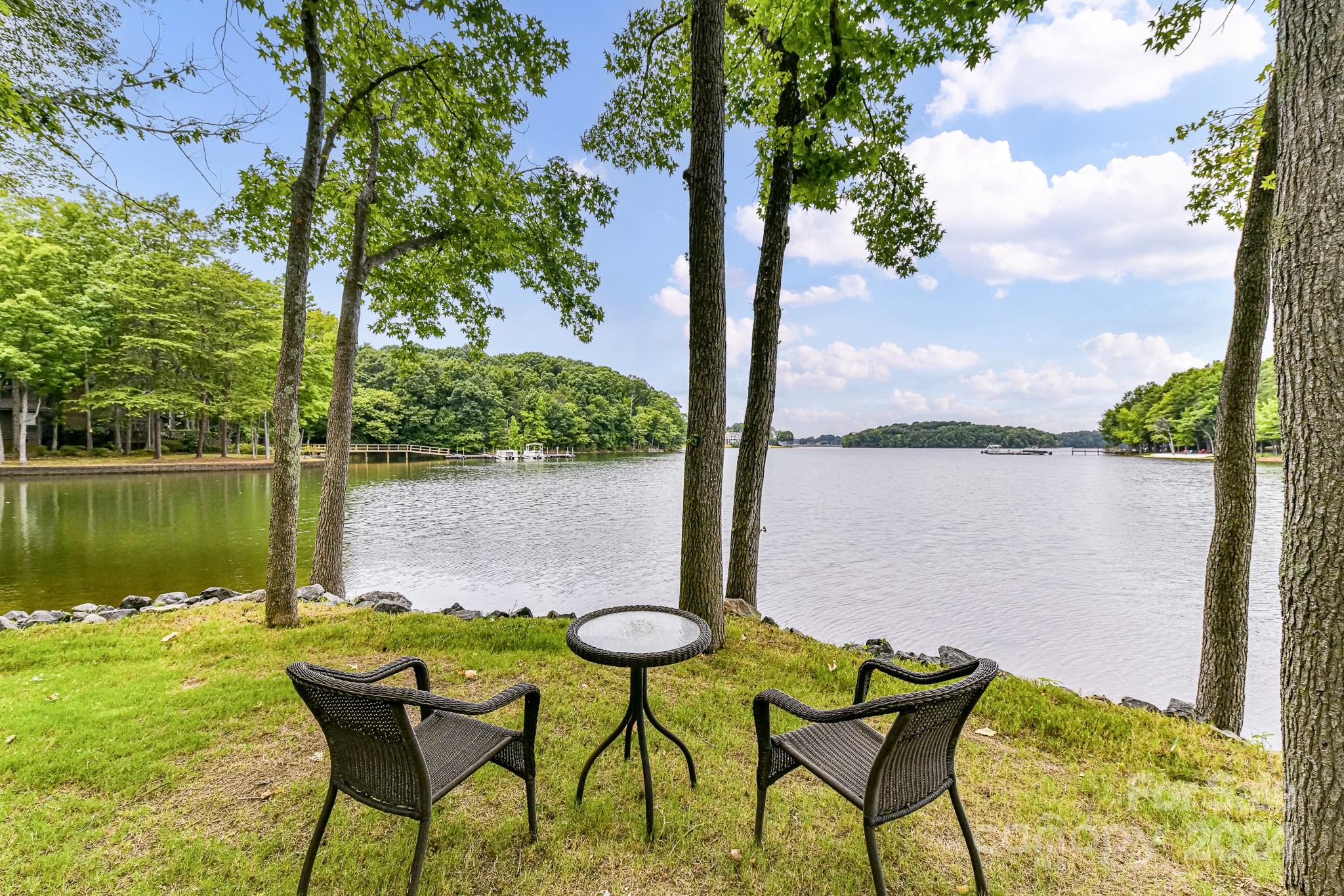 Spinnaker Cove - Residential