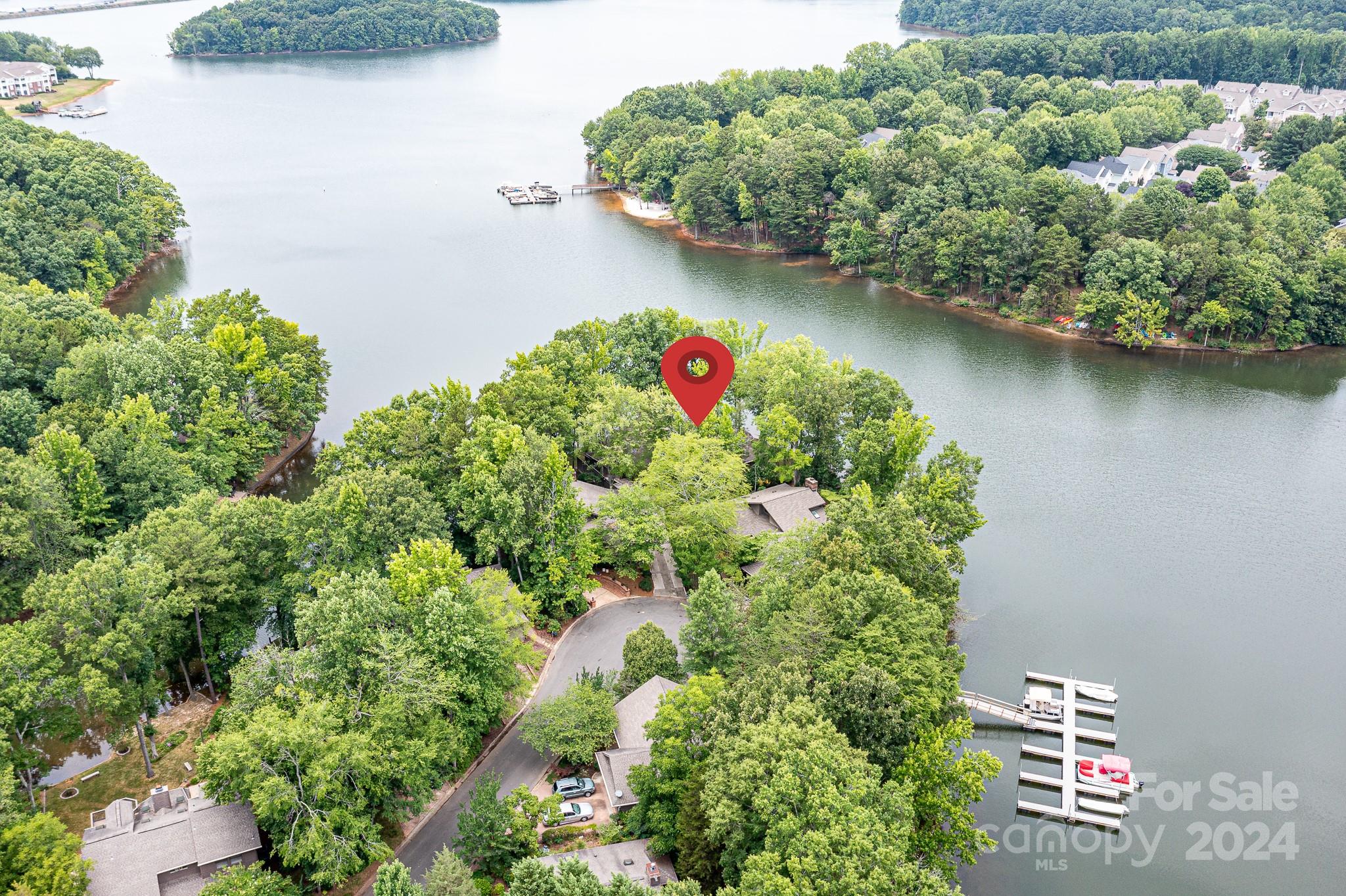 Spinnaker Cove - Residential